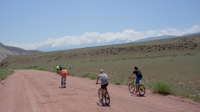 Sur le chemin des hauteurs du Kirghizistan