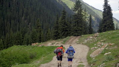 The way to Altyn-Arashan